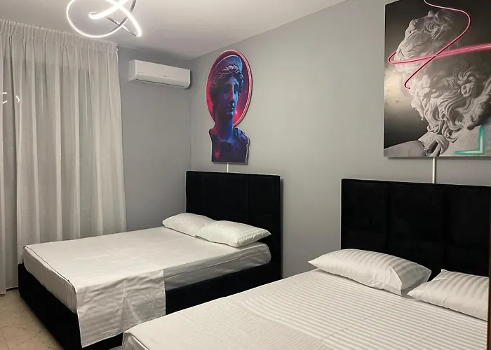 Super House 2 Blloku - 3 *