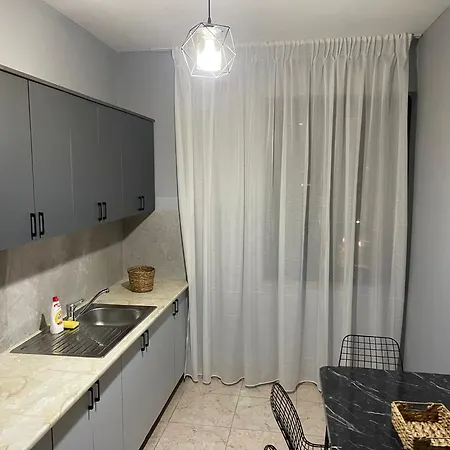 Super House 2 Blloku - 3 * Тирана