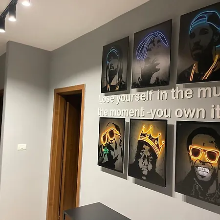 Super House 2 Blloku - 3 Lejlighed *