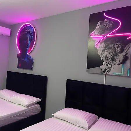 Апартаменты Super House 2 Blloku - 3 Тирана