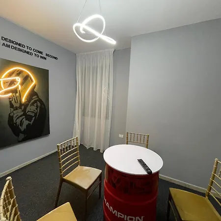 Super House 2 Blloku - 3 Тирана